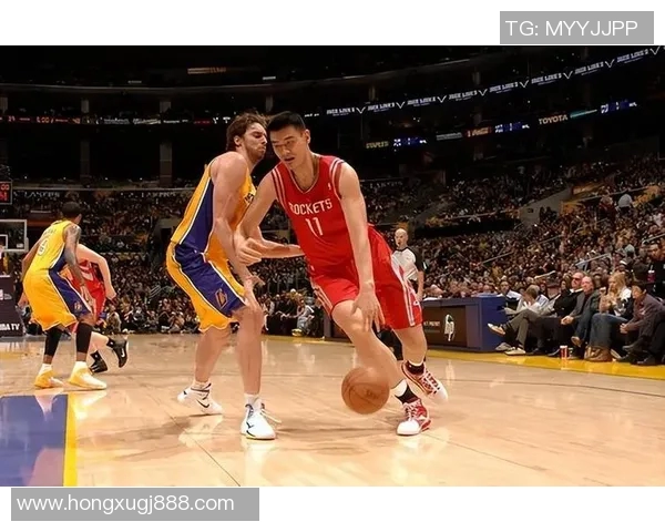 姚明在篮球界的传奇地位与影响力令人叹服,真是厉害啊 姚明在篮球界的传奇地位与影响力令人叹服,真是厉害啊