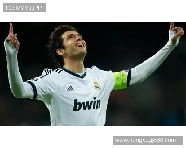 足球传奇卡卡手绘艺术作品展现其激情与魅力的独特风采