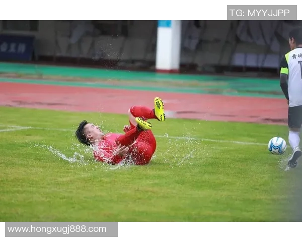 足球明星赛场外的时尚穿搭揭秘与风格分析 足球明星赛场外的时尚穿搭揭秘与风格分析