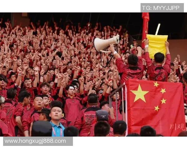 足球明星狂欢泼啤酒视频引发热议球迷热情高涨欢庆时刻尽显魅力 足球明星狂欢泼啤酒视频引发热议球迷热情高涨欢庆时刻尽显魅力