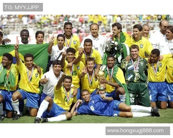 全球足球巨星的名字背后的故事与成就解析 全球足球巨星的名字背后的故事与成就解析